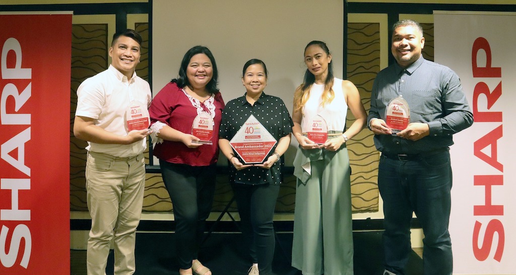 The Top 5 finalists of the Sharp Brand Ambassador Contest(L-R): David Natividad, Iris Acosta, Joana Mesyl Saligumba, and Pablo Rico Guevarra.